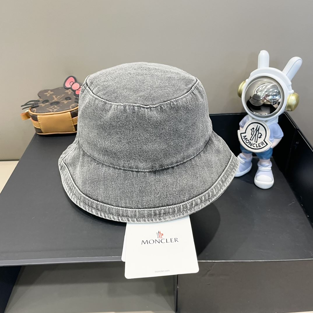 Moncler Caps